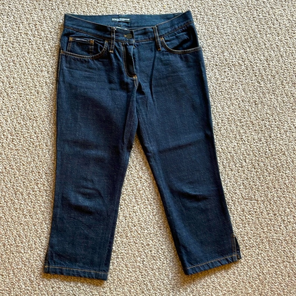 Women’s cropped jeans by Dolce &Gabbana size 42 or US size 4 in excellent cond-n